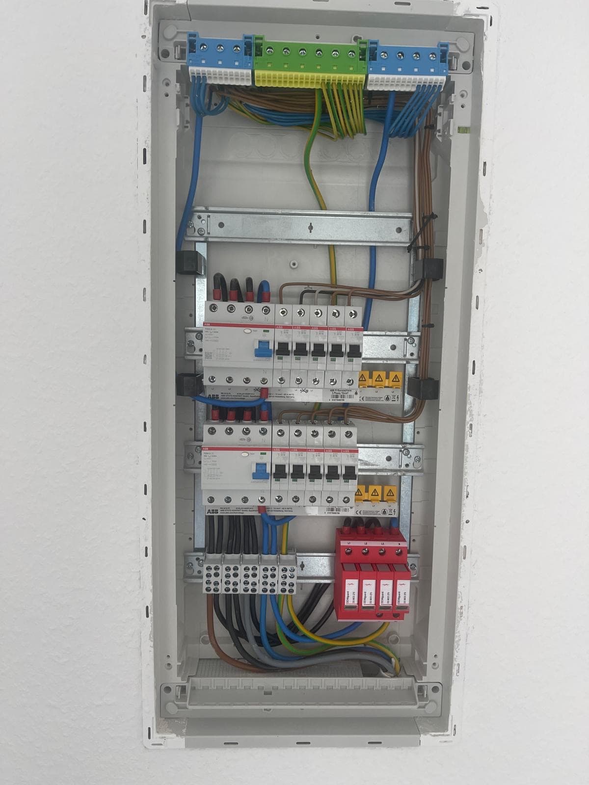 Neuer Zählerschrank & Unterverteilung — Elektro, NRW · Deutschland · Trust NordBau